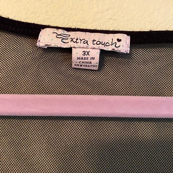 Blouse with Sheer Shoulder/Back Area - Picture 3 of 4